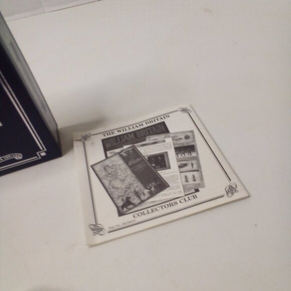 Britains Ceremonial Collection Sentry Box Beefeater Soldier Metal #00088 - Picture 11 of 14